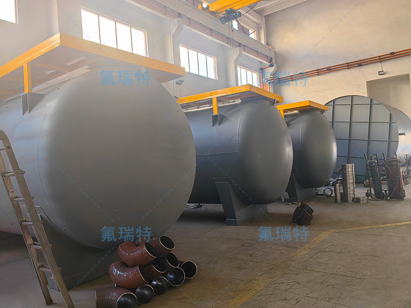 Horizontal 30 cubic PFA storage tank